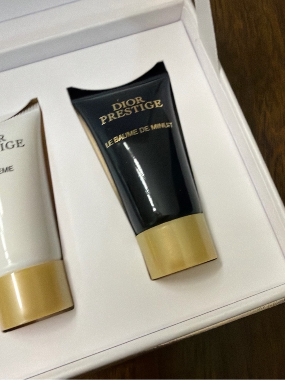 Dior Prestige Mini Skincare Collection — White & Gold - Picture 13 of 14